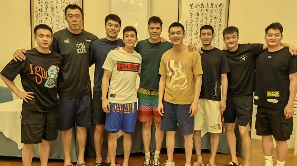 辽篮引援最新进展!杨鸣有意35+6+3超级小外援,还差1个强力大外援